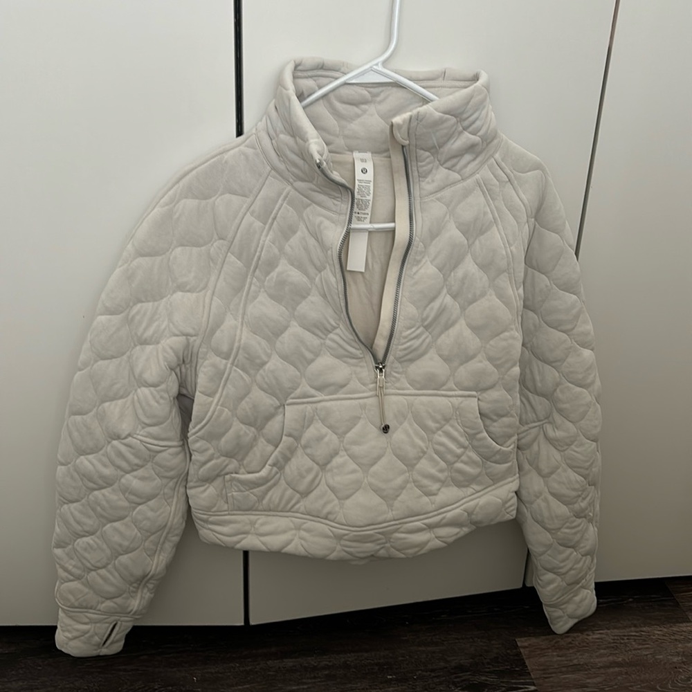 XS/S lululemon quilted quarter zip